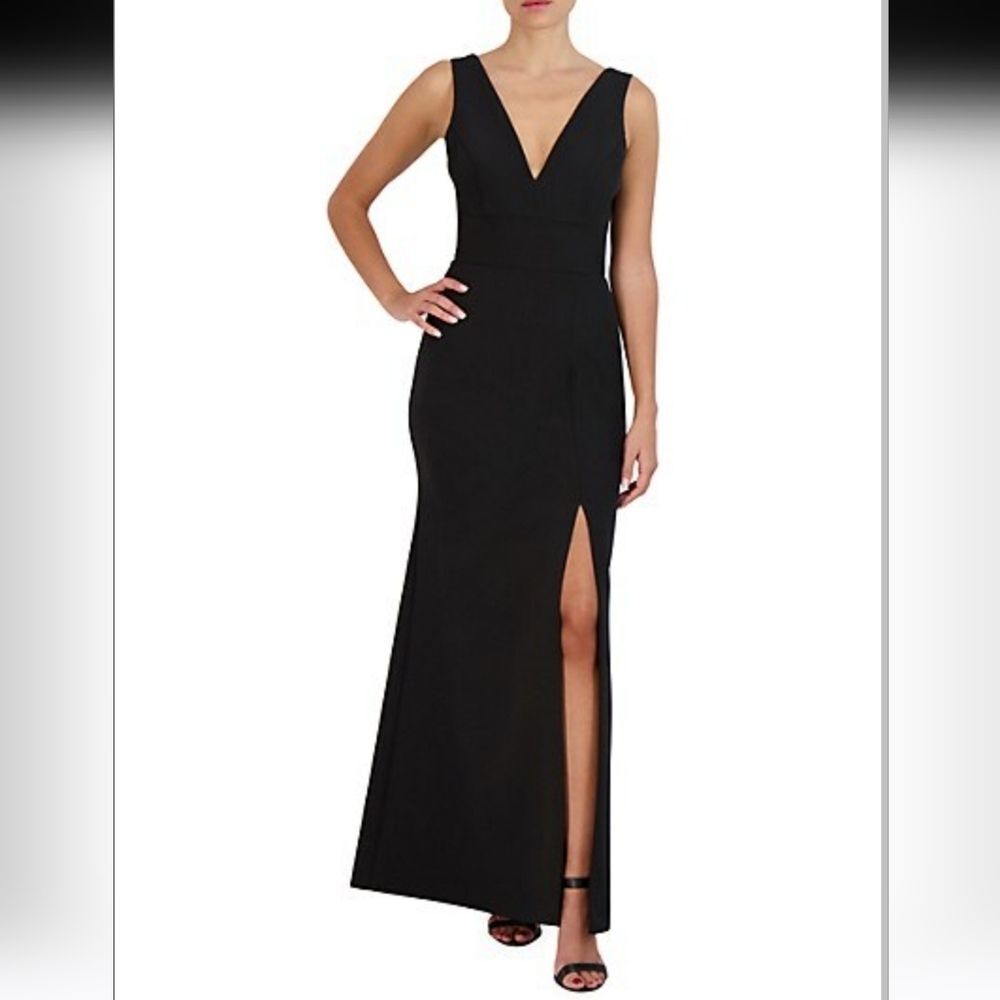 BCBGMaxazria Deep V-Neck High Side Slit Contoured Gown NWOT